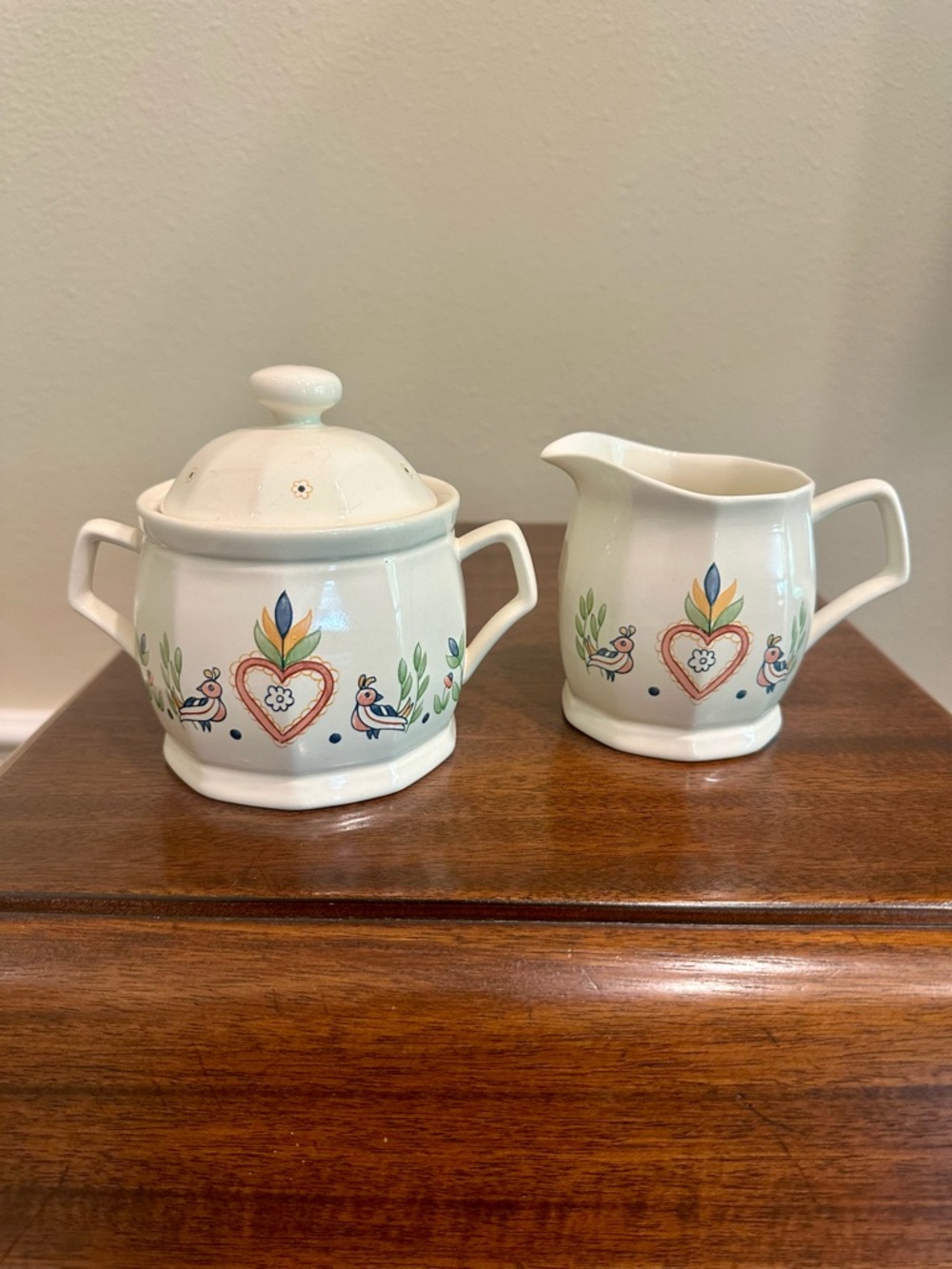 American Scenic by Raintree Cream & Sugar 2pc set